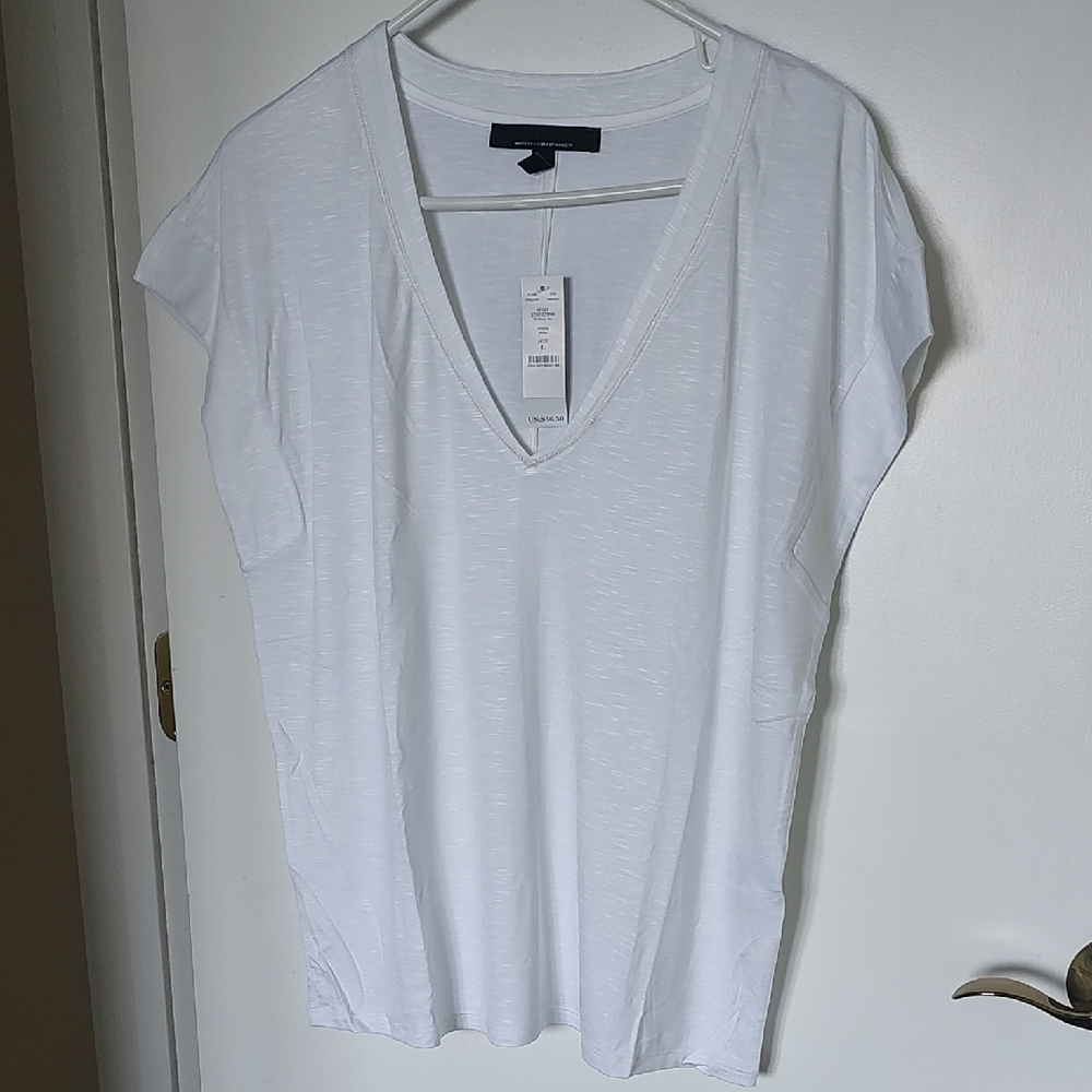 White House Black Market White V-Neck Tee